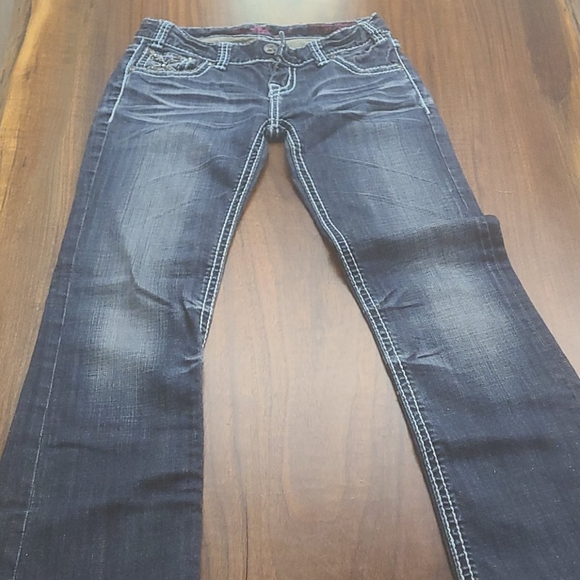 Rock and Roll Cowgirl - Picture 2 of 3